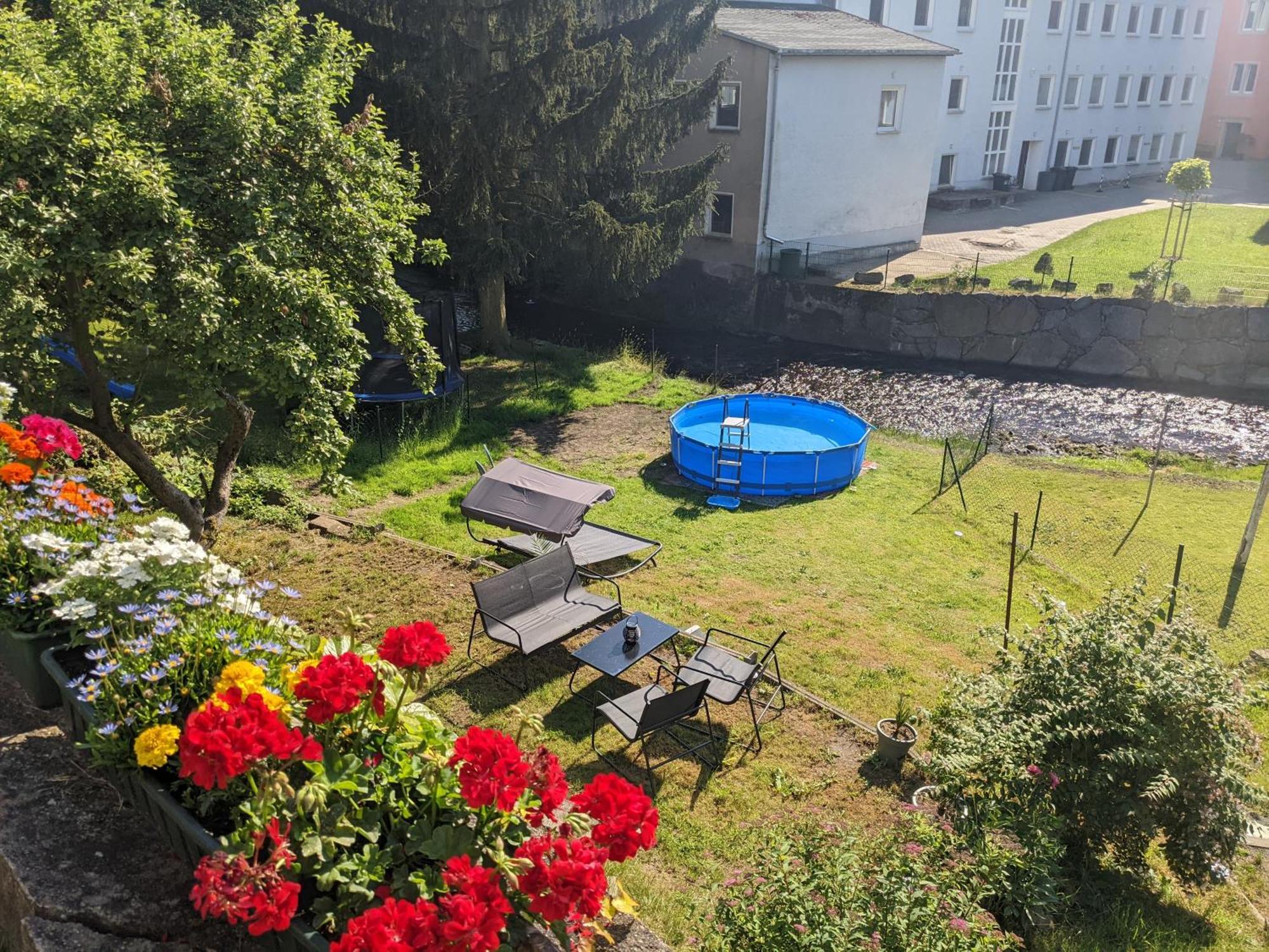F1 - Urlaubsmagie - Helle Wohnung Mit Sauna & Pool & Whirlpool Sebnitz Exterior photo