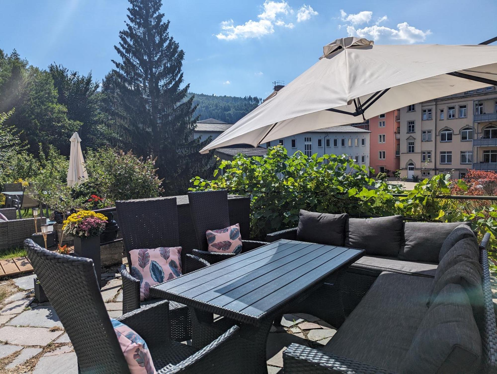 F1 - Urlaubsmagie - Helle Wohnung Mit Sauna & Pool & Whirlpool Sebnitz Exterior photo