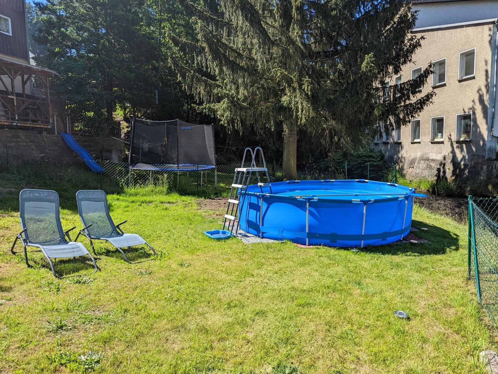 F1 - Urlaubsmagie - Helle Wohnung Mit Sauna & Pool & Whirlpool Sebnitz Exterior photo