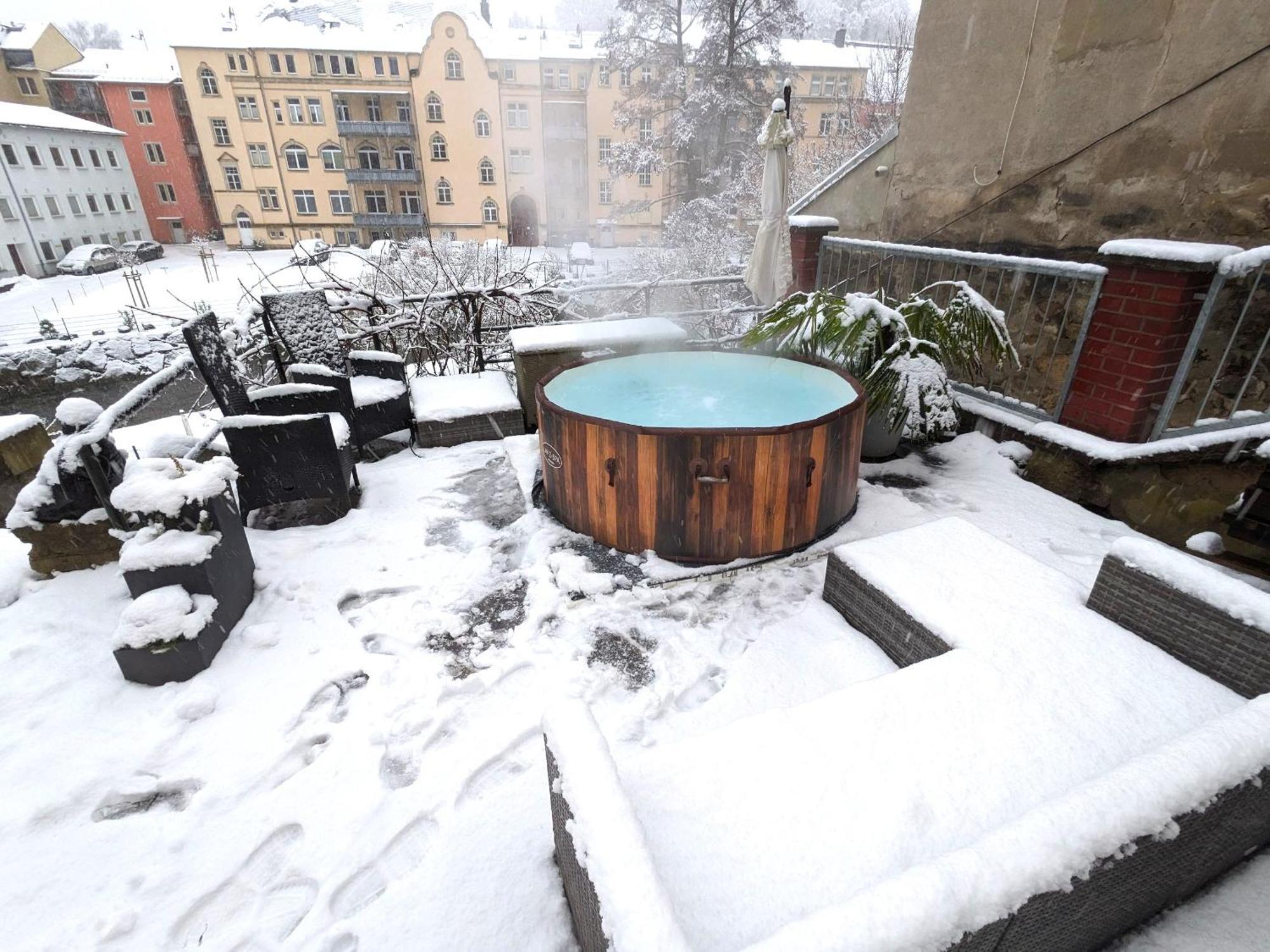 F1 - Urlaubsmagie - Helle Wohnung Mit Sauna & Pool & Whirlpool Sebnitz Exterior photo